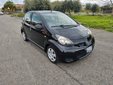 Toyota Aygo 1.0 12V VVT-i 5 porte Sol Connect