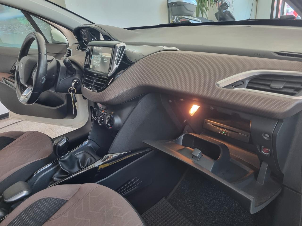 Peugeot 2008 1.4 HDi 68CV Active