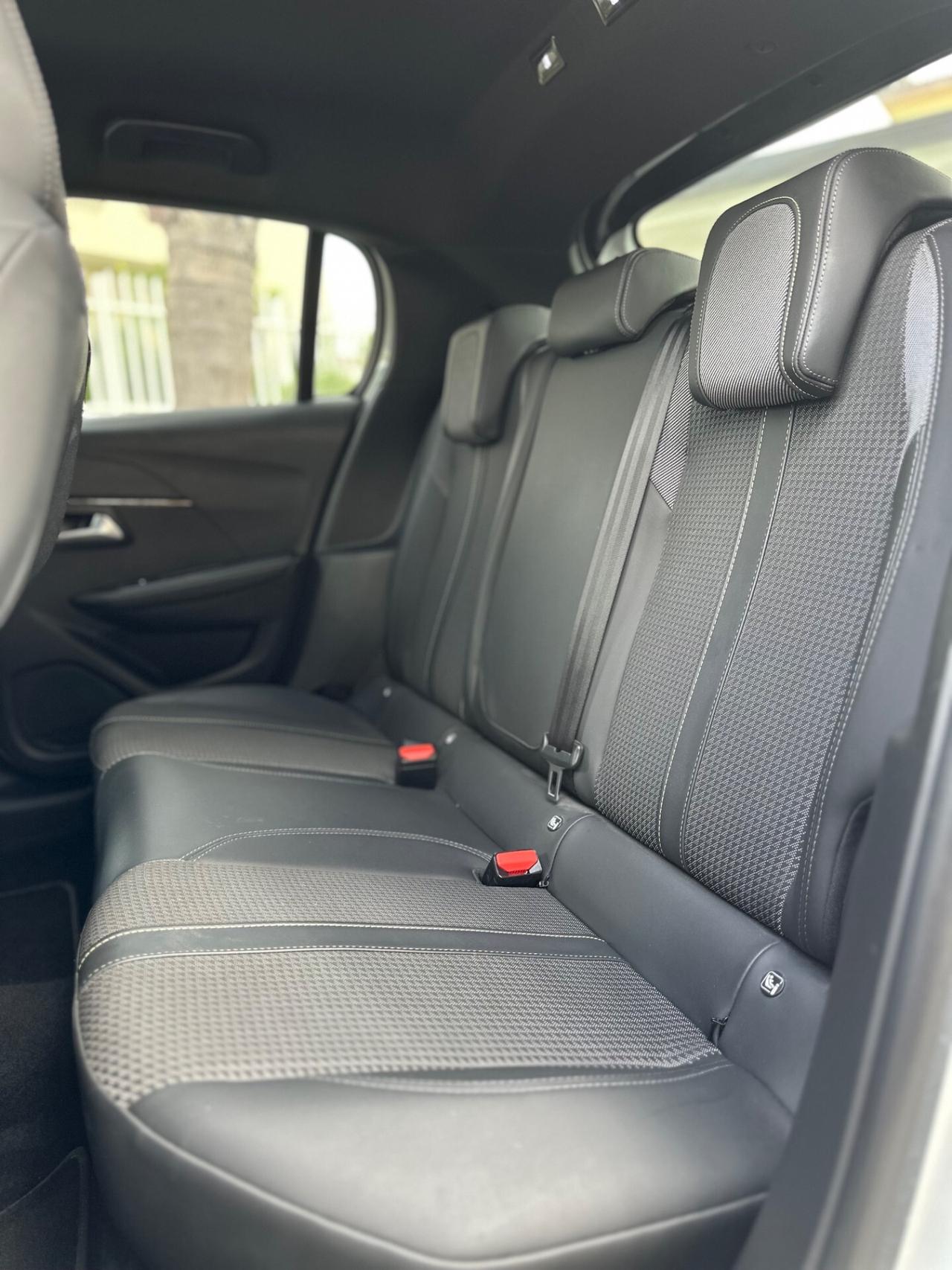 Peugeot 208 PureTech 100 Stop&Start EAT8 5 porte GT Line