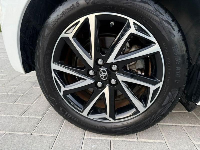 Toyota Yaris Yaris 1.5h Style