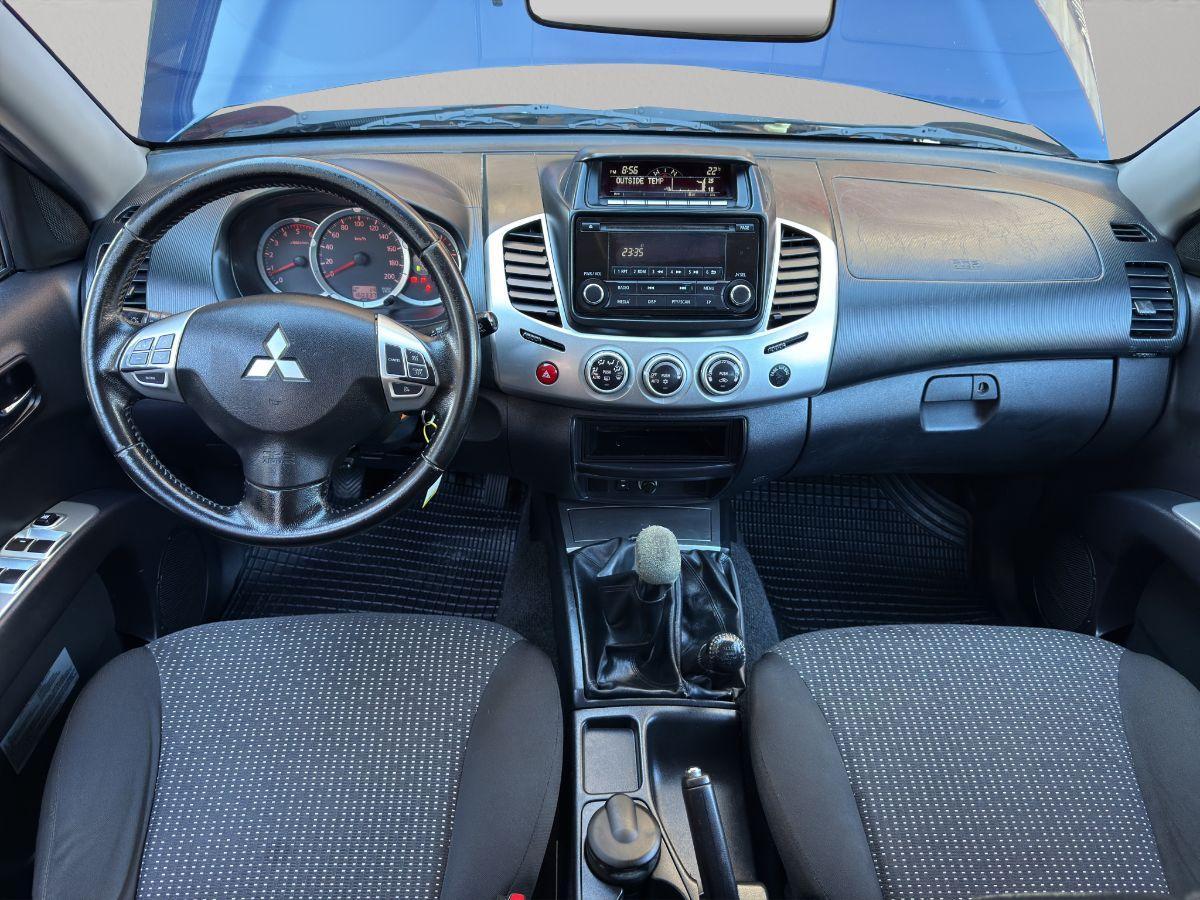 MITSUBISHI - L200 - 2.5 DI-D 178 CV DC Intense Plus