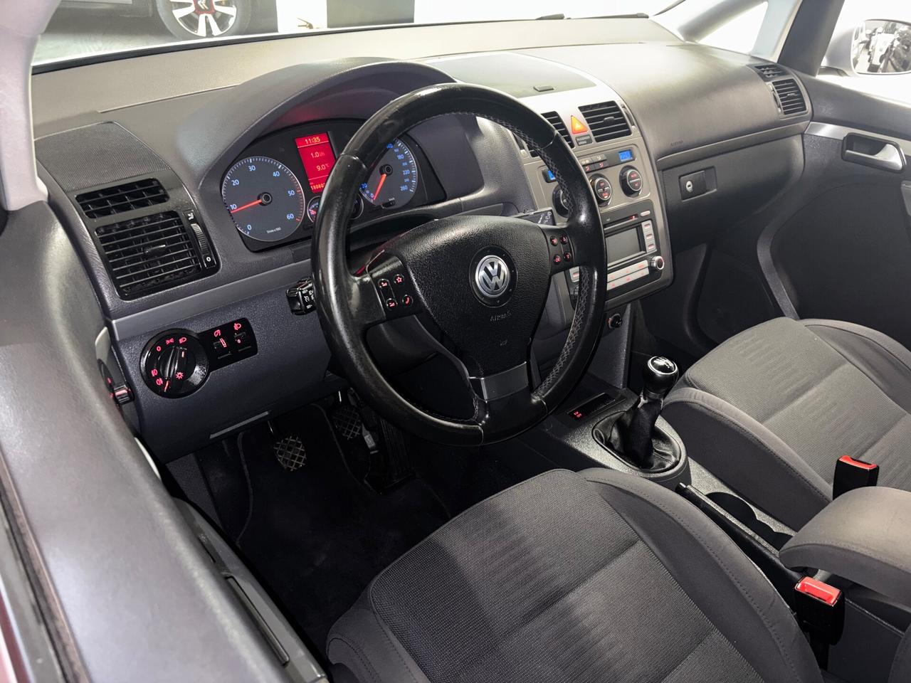 Volkswagen Touran 2.0 TDI | 7 POSTI |