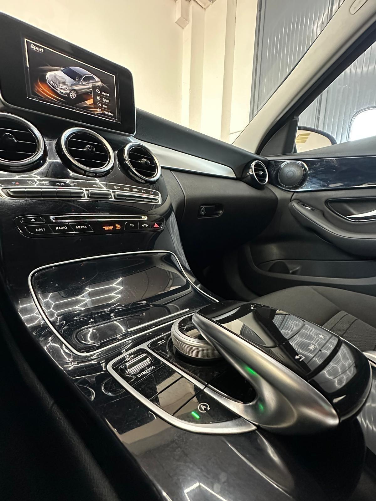 Mercedes-benz C 180 d Auto Business