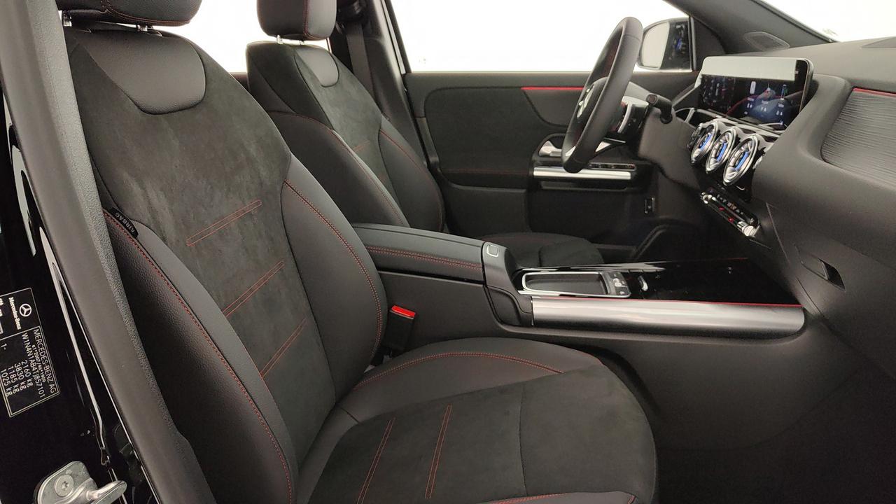 Mercedes-Benz GLA 180 d Automatic