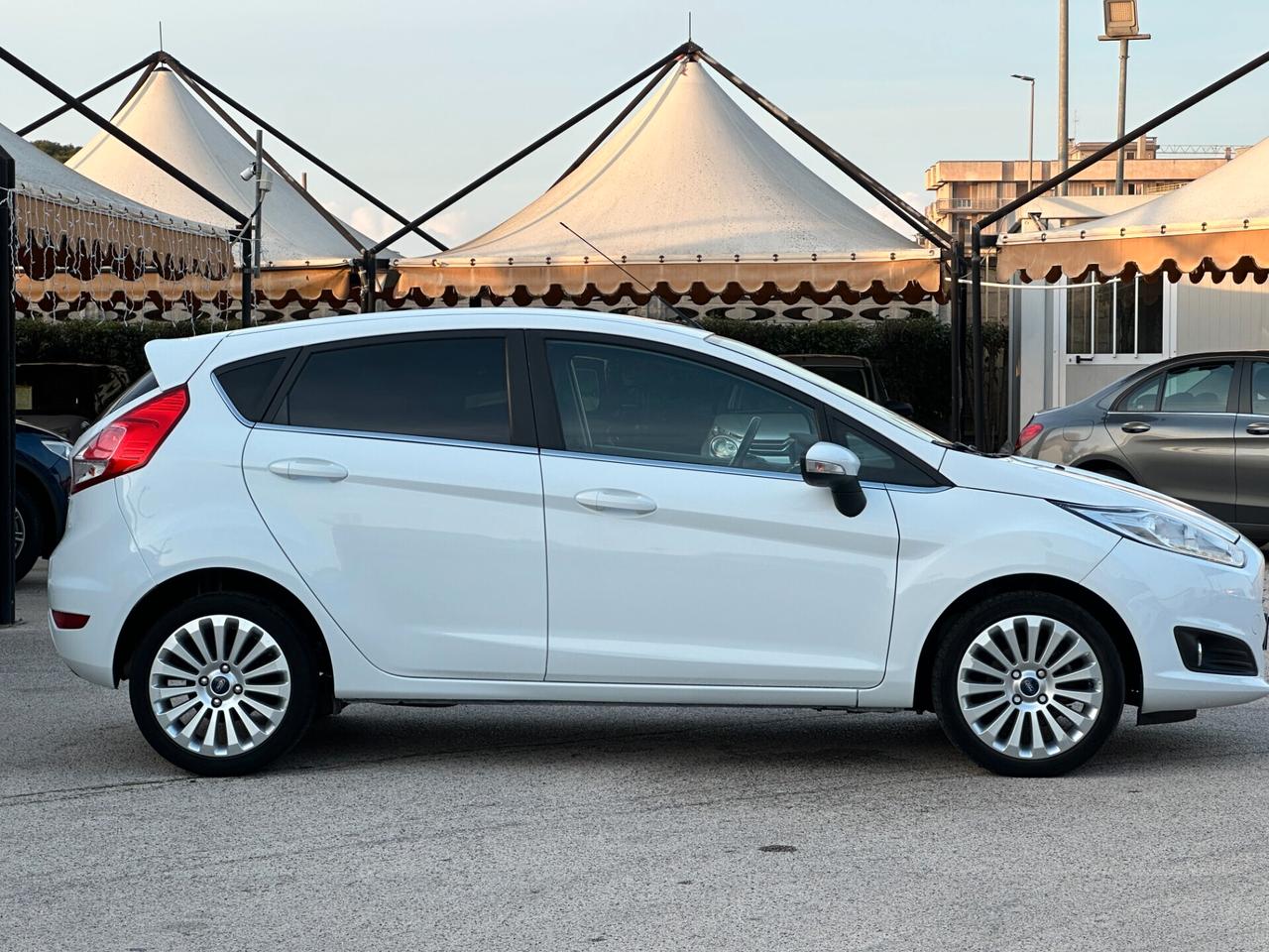 FORD Fiesta 1.4 5p. Bz.- GPL Titanium