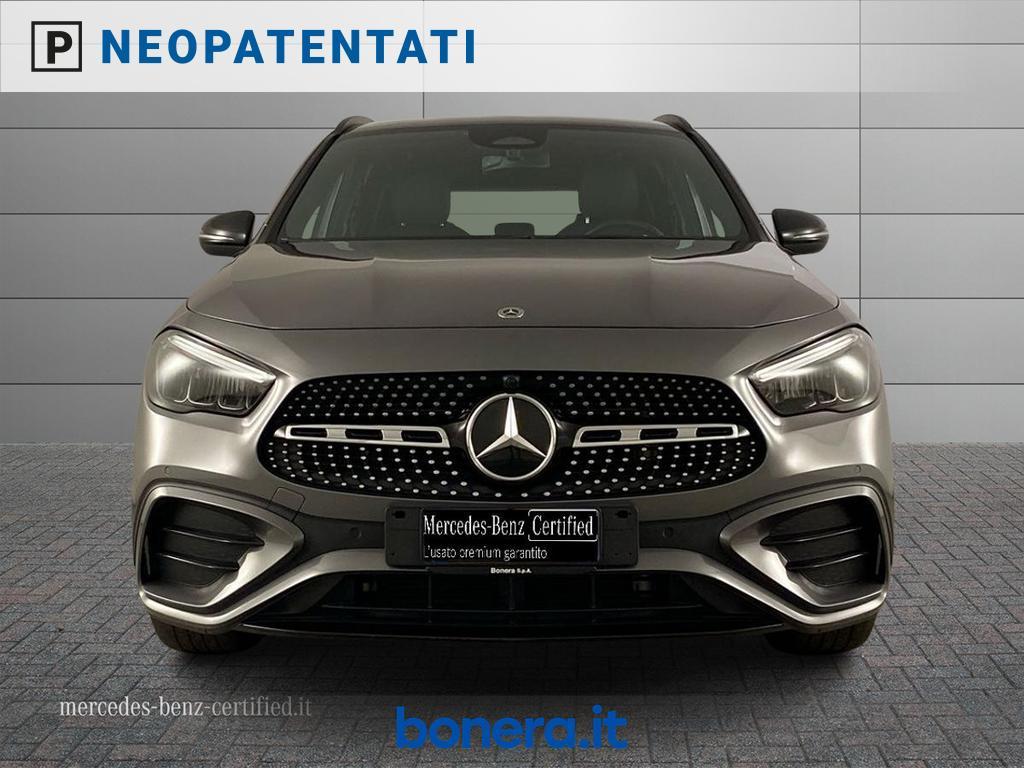 Mercedes GLA 180 180 D AMG Line Premium Plus 8G-DCT
