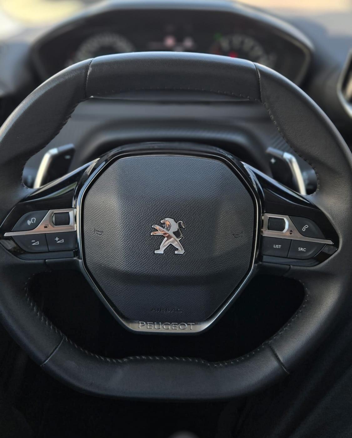 Peugeot 208 1.2 puretech 100CV Active Pack EAT8 Uff Italy Led