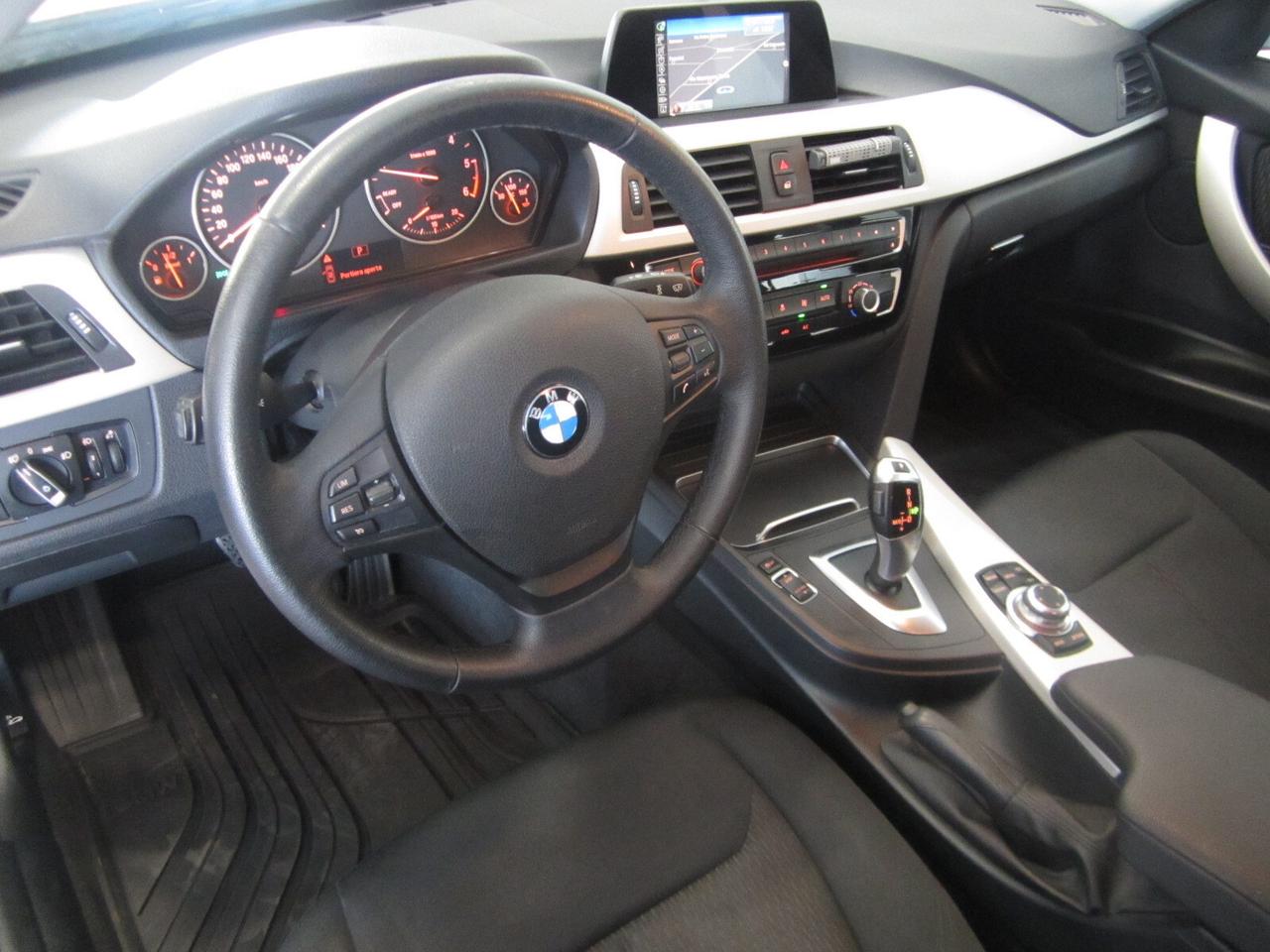 Bmw 318 318d Touring Business Advantage aut.