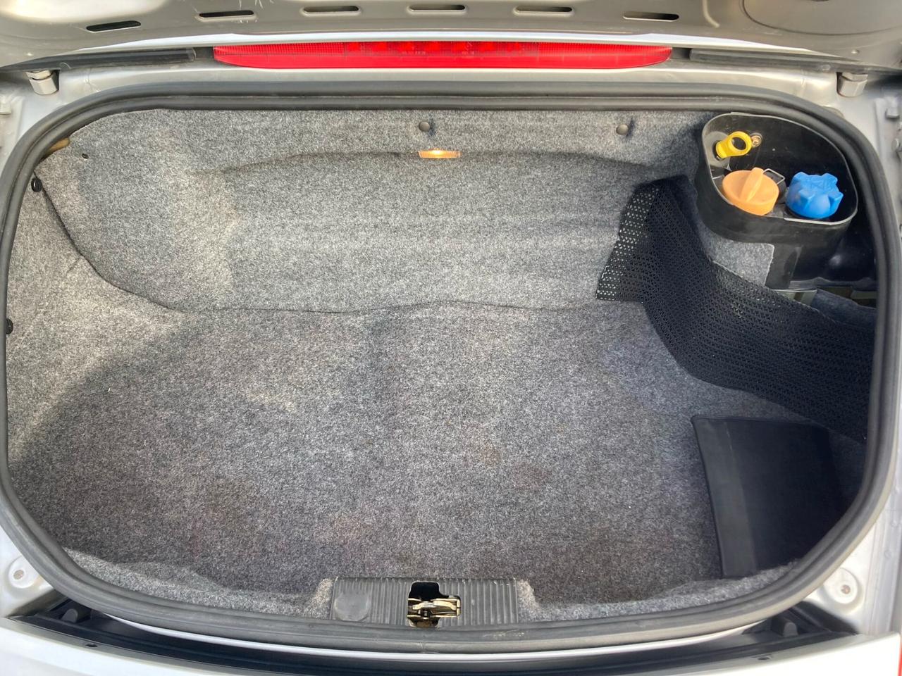Porsche Boxster 2.5i 24V cat