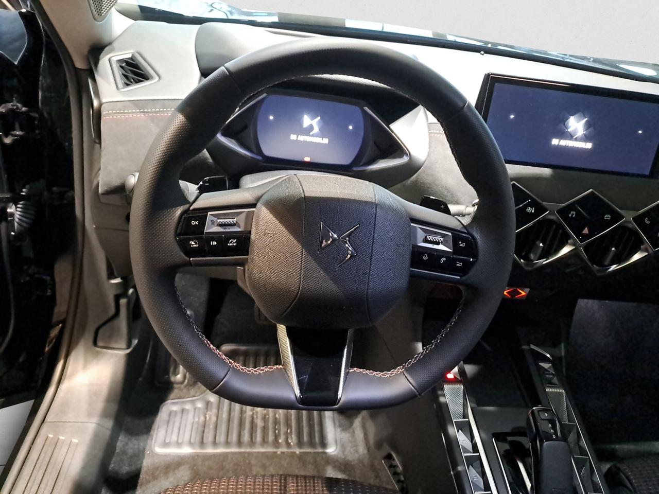 DS DS 3 Ã‰TOILE HYBRID 145