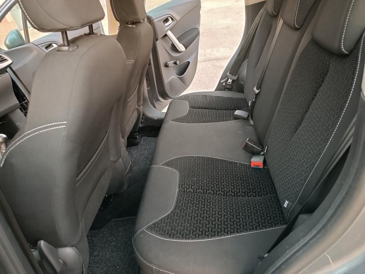 Citroen C3 2010---1.4 Benzina