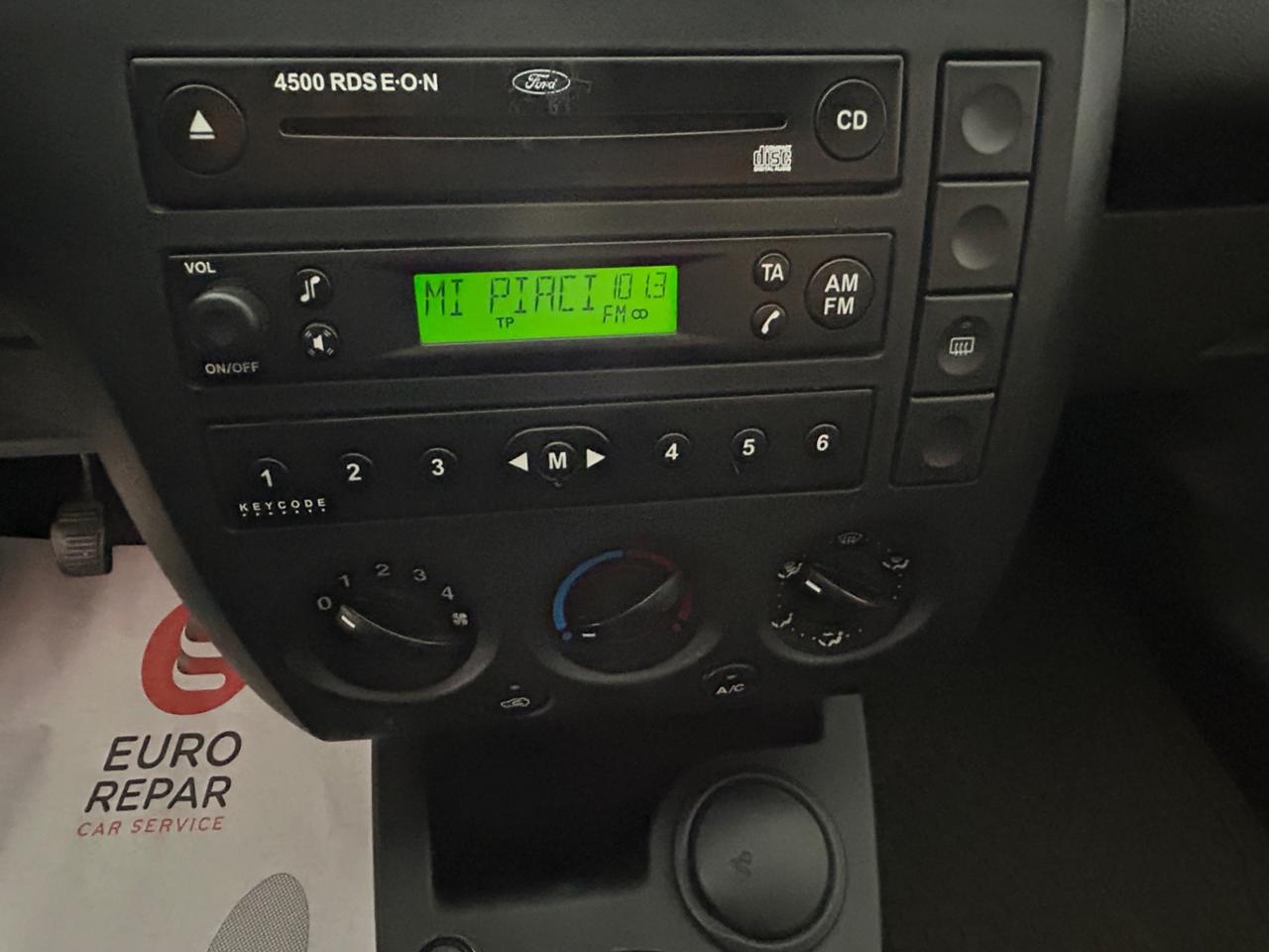 Ford Fiesta 1.4 Benz Servosterzo A/C