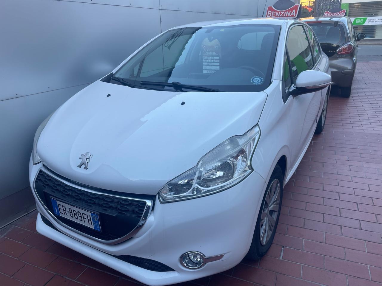 Peugeot 208 1.2 VTi 82 CV 3 porte Active