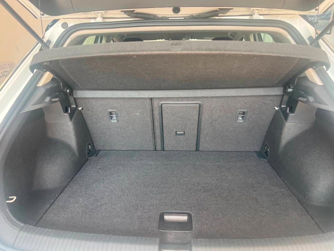 Volkswagen T-Roc 1.6 tdi Style
