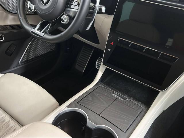 MASERATI Grecale MHEV 300 CV AWD GT