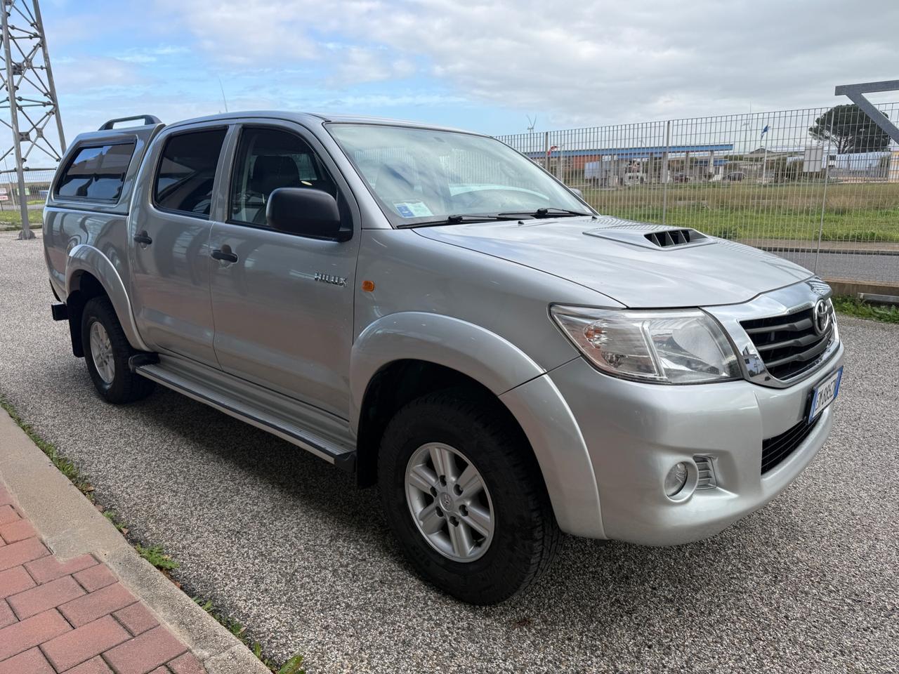 Toyota Hilux 2.5 D-4D 4WD DOPPIA CABINA my13"