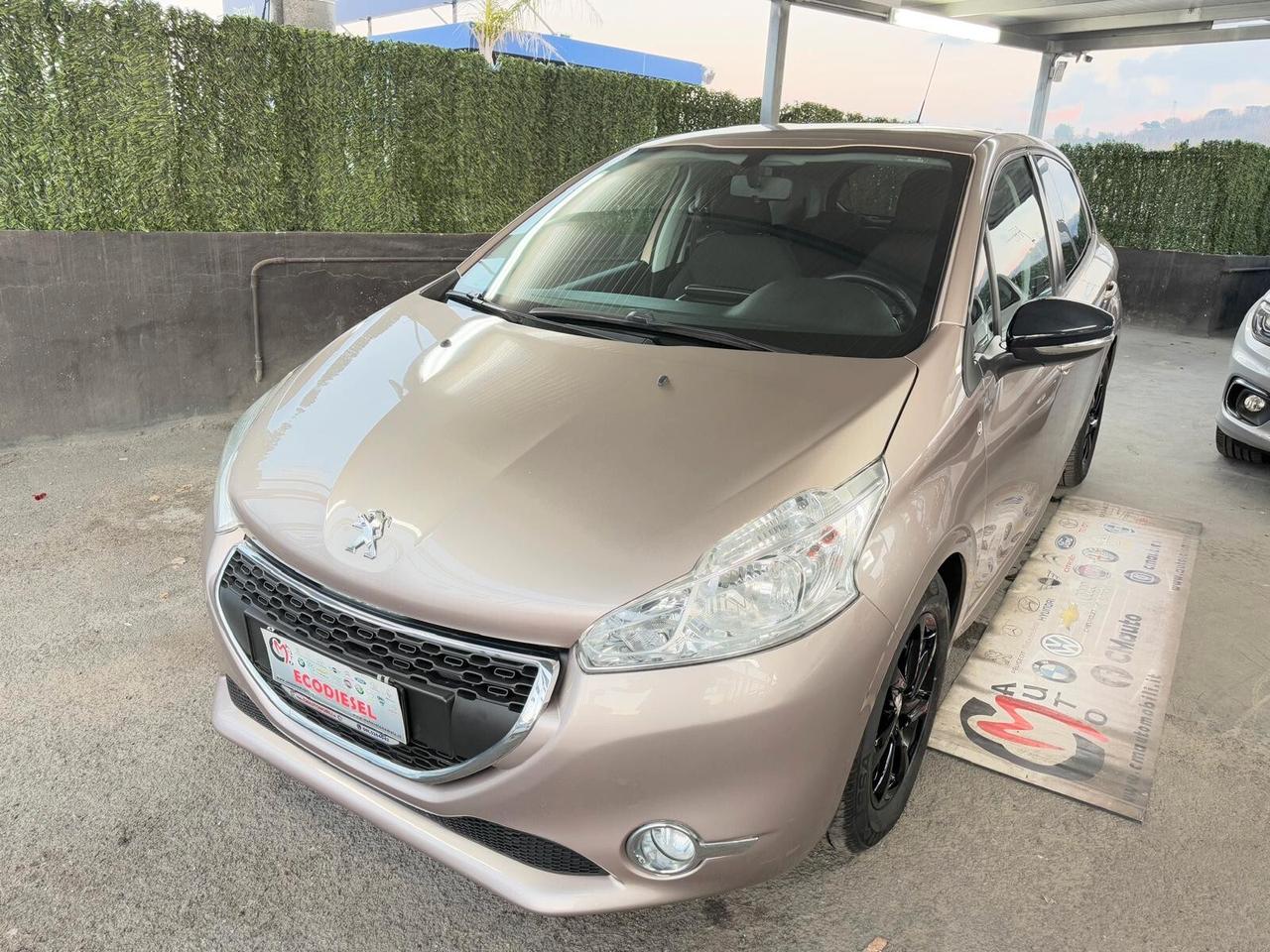 Peugeot 208 1.4 e-HDi 68 CV S&S robotizzato 5 porte