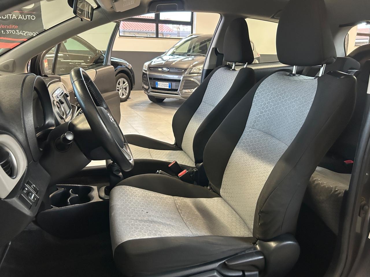Toyota Yaris 1.3 benzina 73 kw