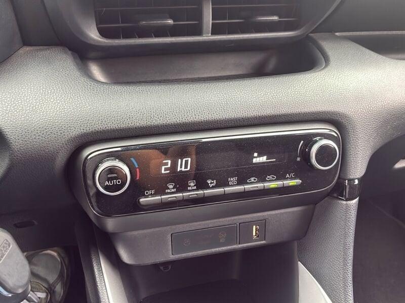 Toyota Yaris Hybrid Trend MY20