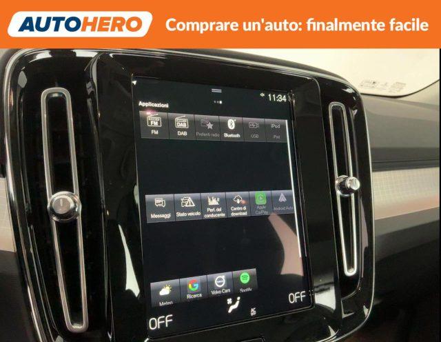 VOLVO XC40 B4 AWD Geartronic Momentum Pro