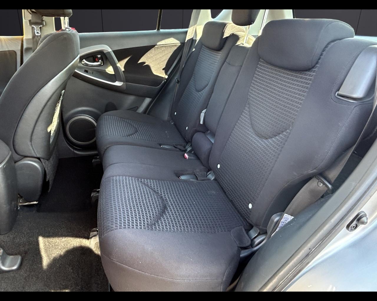 TOYOTA RAV4 3ª serie - RAV4 2.2 D-4D 136 CV