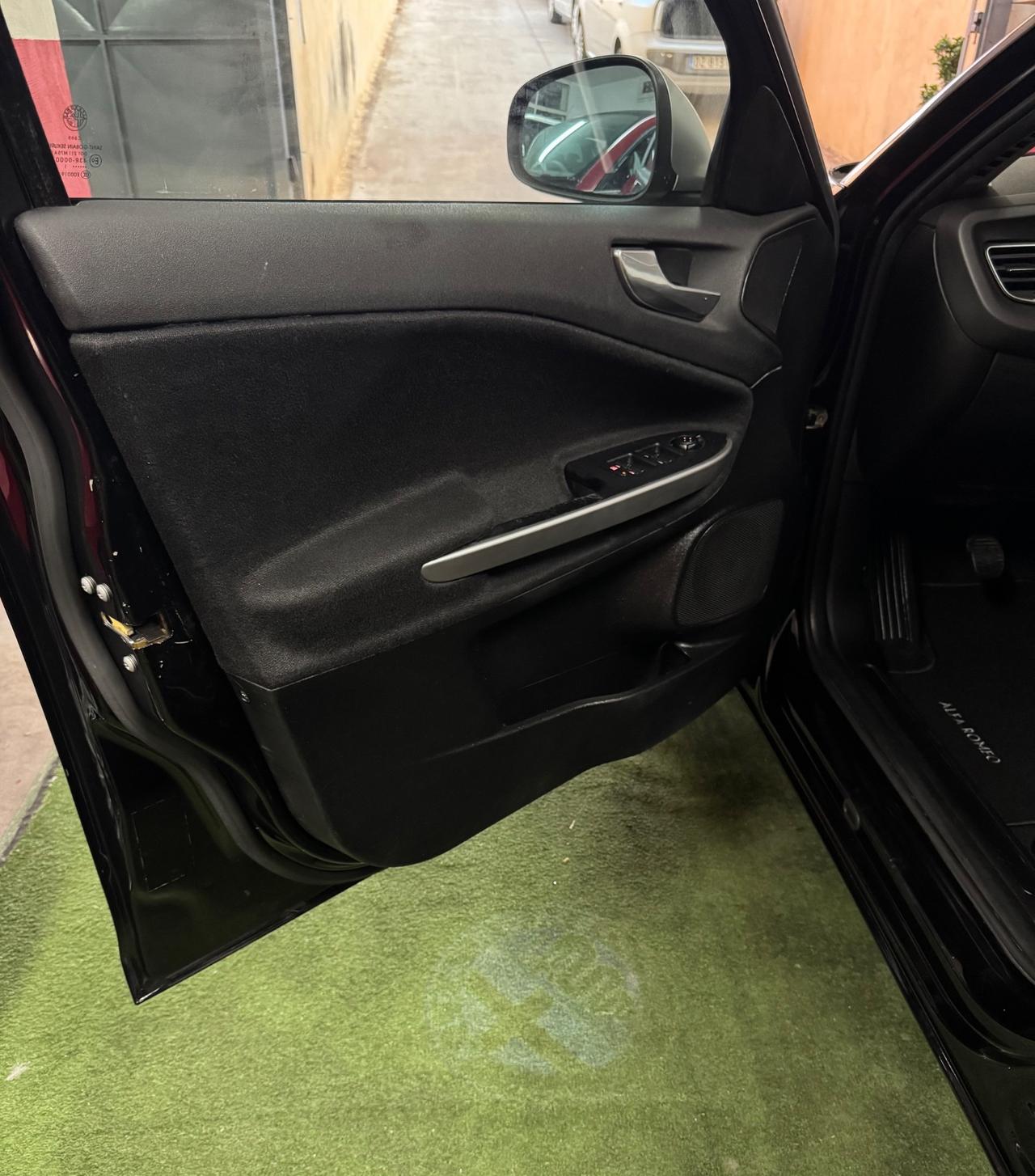 Alfa Romeo Giulietta 1.4 BENZINA 120 CV DA VETRINA