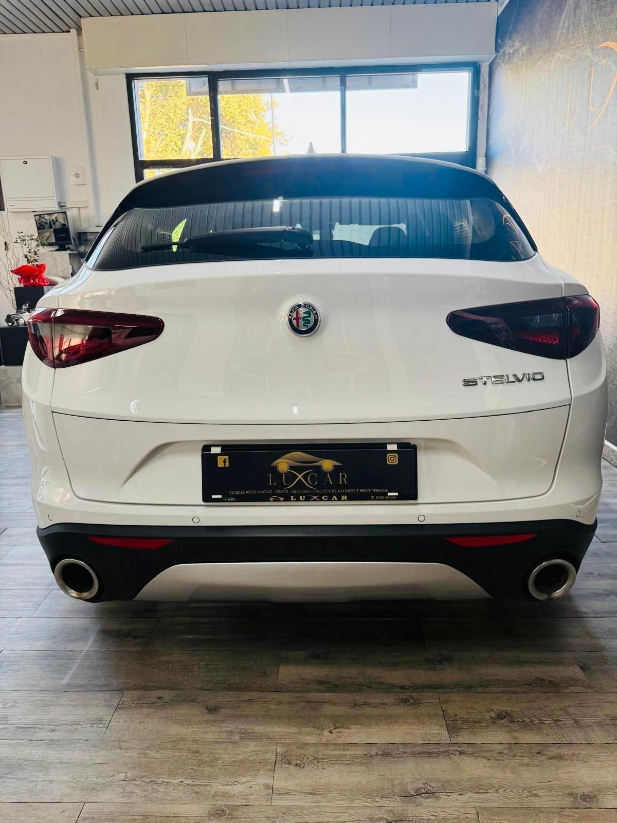 Alfa Romeo Stelvio 2.2 Turbodiesel 190 CV AT8 EXECUTIVE AZIENDALE