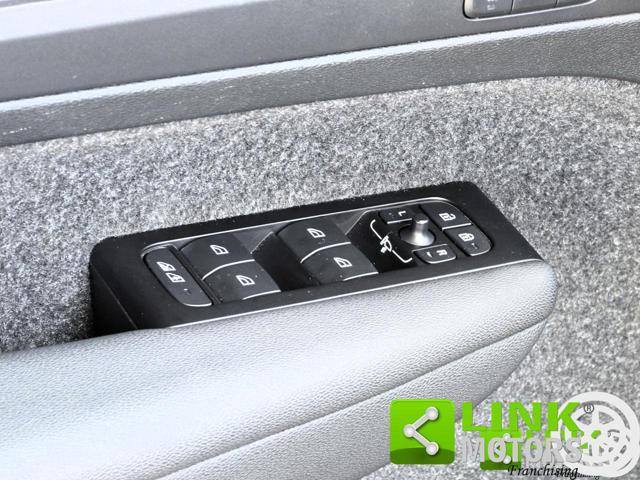 VOLVO C40 Ultimate Twin Motor 408 cv