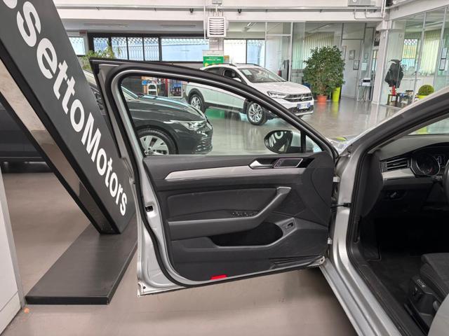 VOLKSWAGEN Passat Variant 2.0 TDI SCR EVO DSG Business