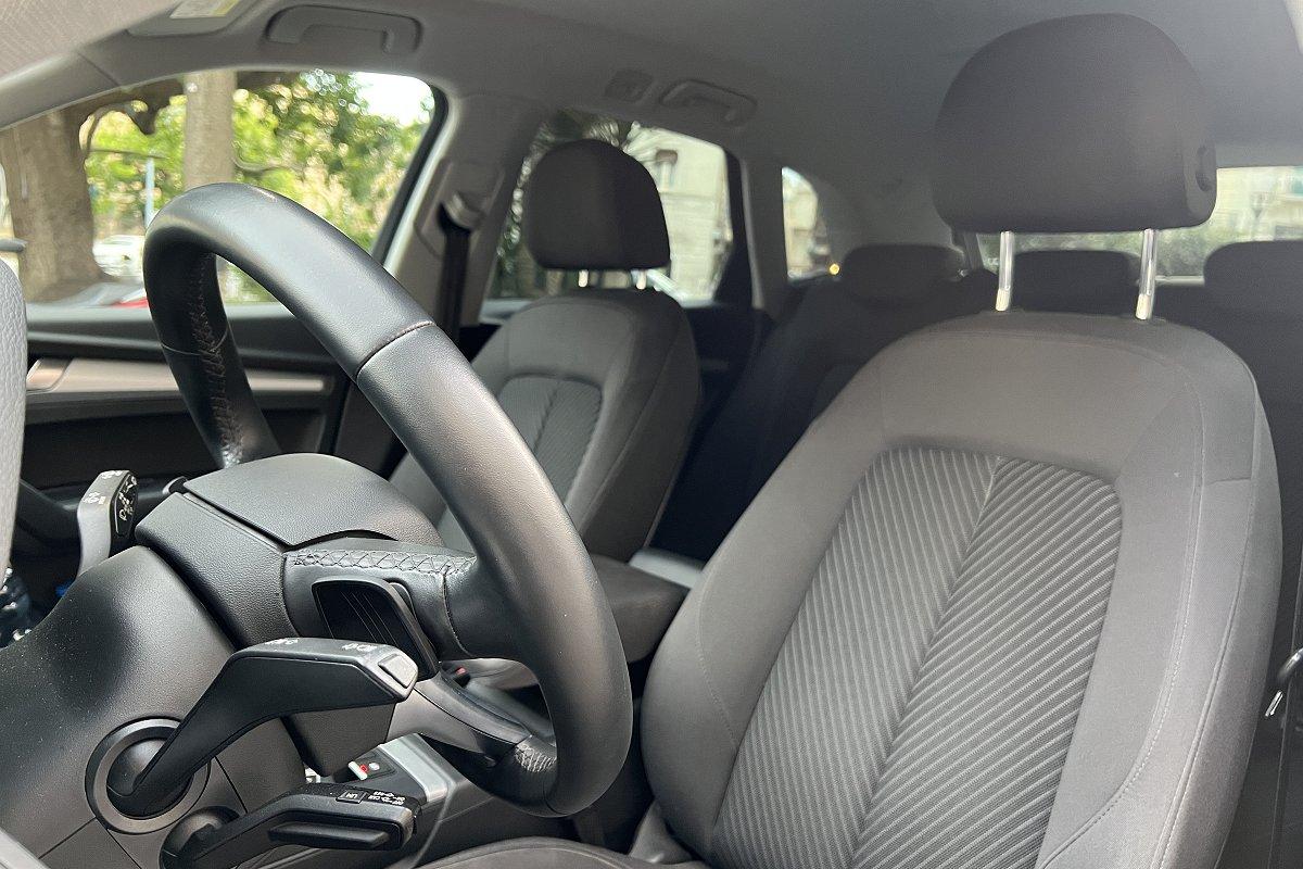 AUDI Q5 35 TDI S tronic Business