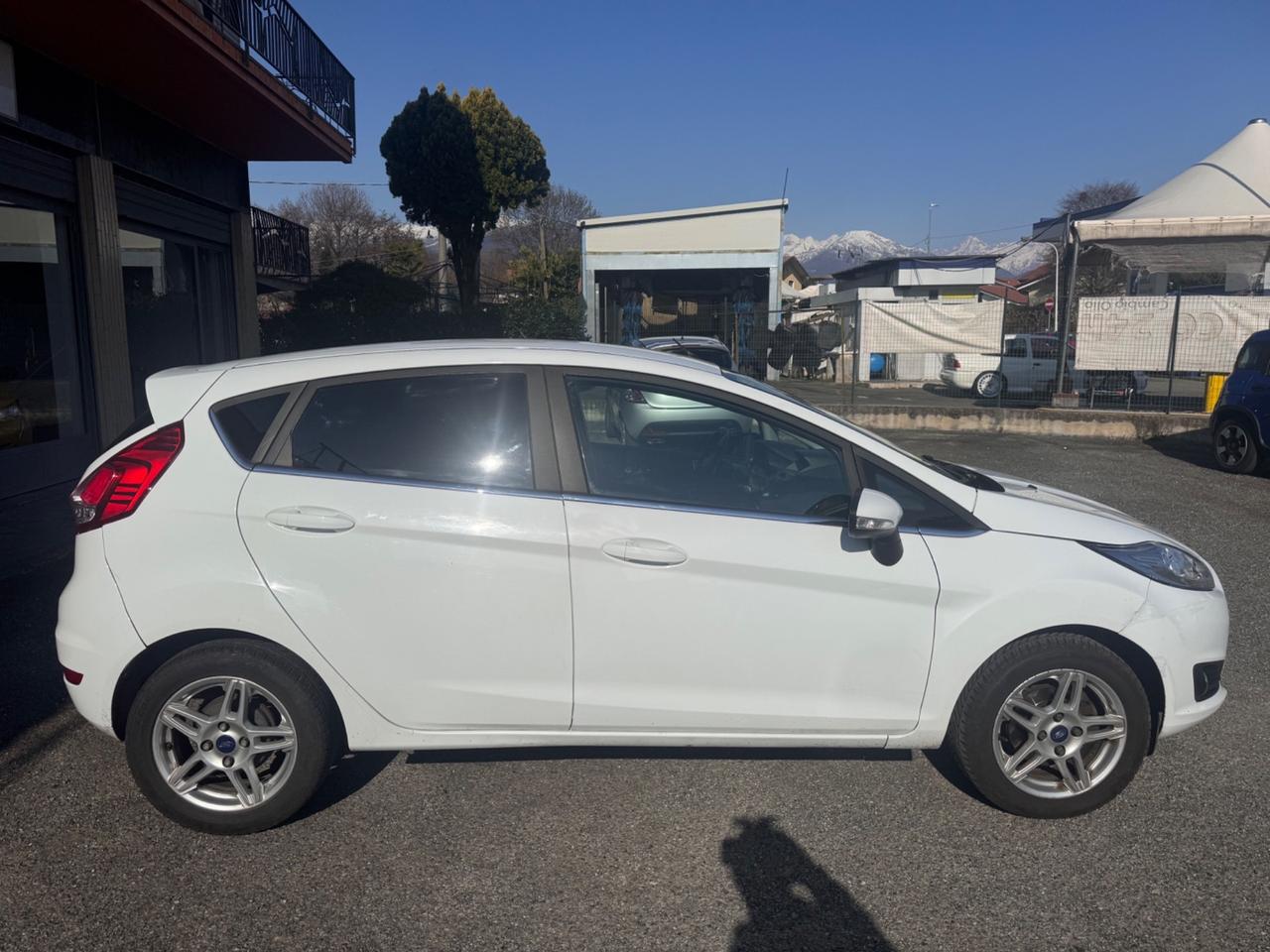 Ford Fiesta 1.4 5p. Bz.- GPL Titanium