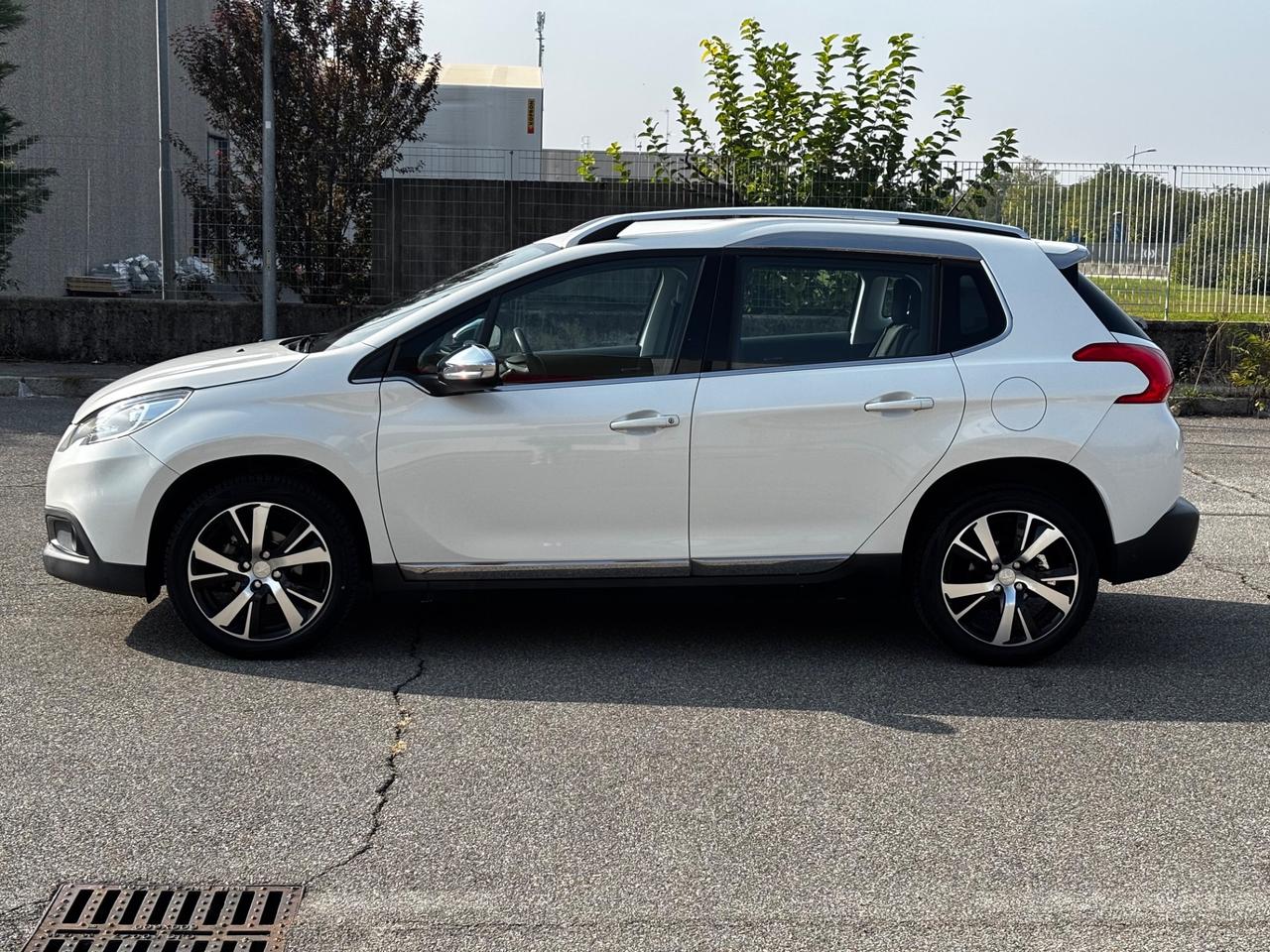 Peugeot 2008 1.6 e-HDi 92 CV, SOLO 70 MILA KM