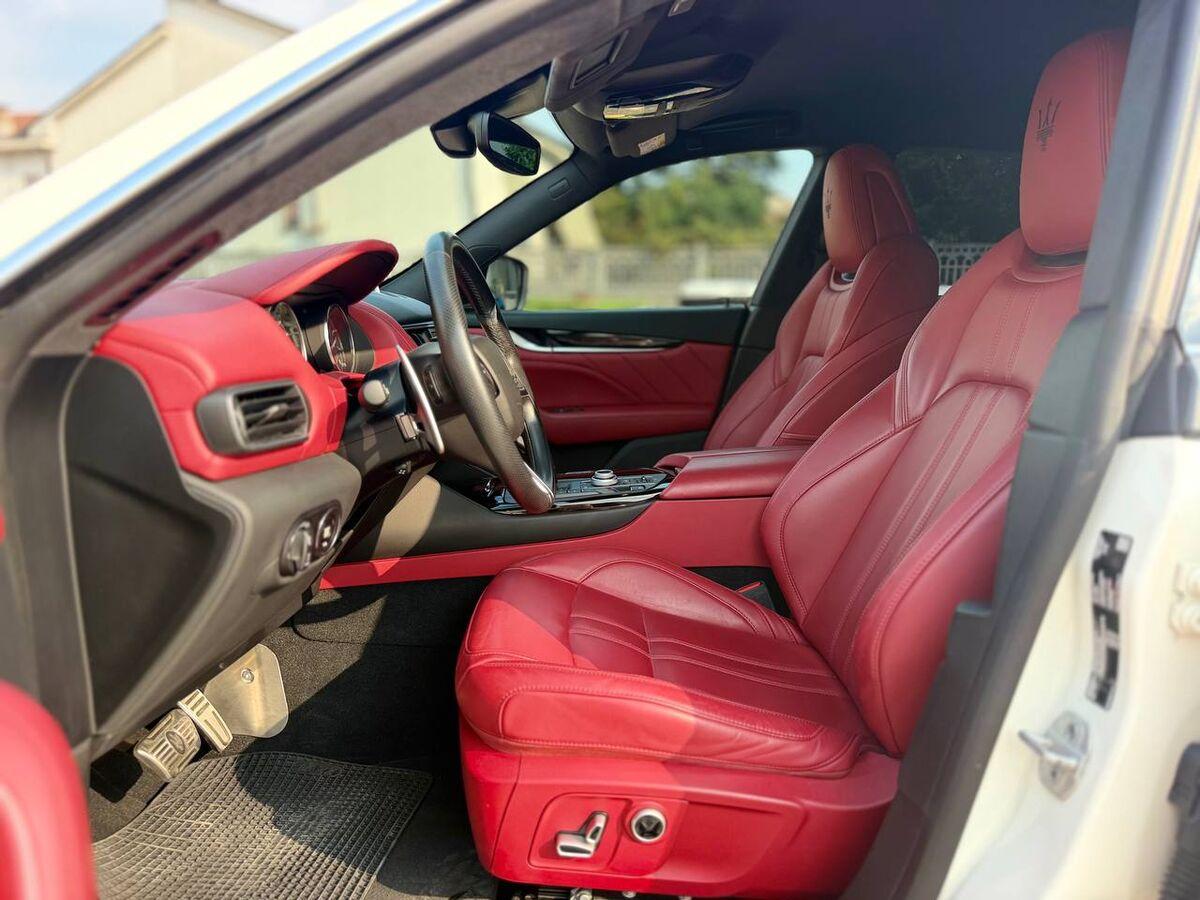 Maserati Levante 3.0 V6 Modena 350cv auto