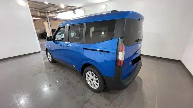 FORD Tourneo Courier 1.0 EcoBoost Powershift Titanium