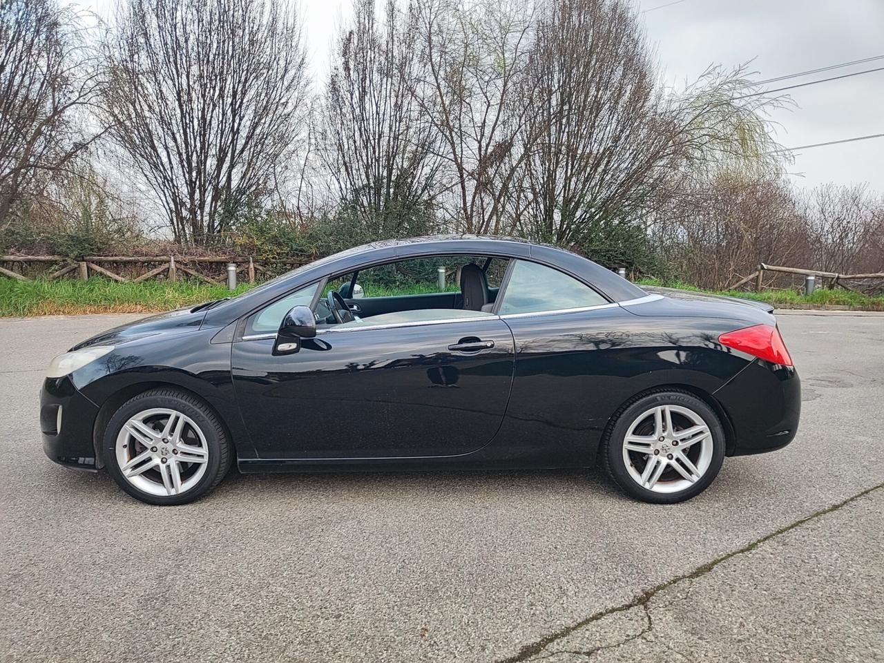 Peugeot 308 2.0 HDi Cabrio