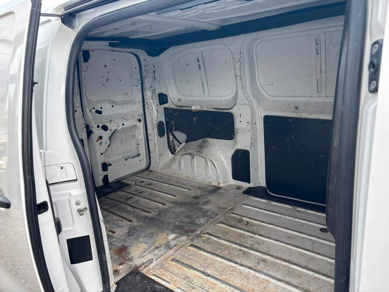Peugeot Expert PREMIUM BlueHDi 120 PN Furgone SPOTICAR