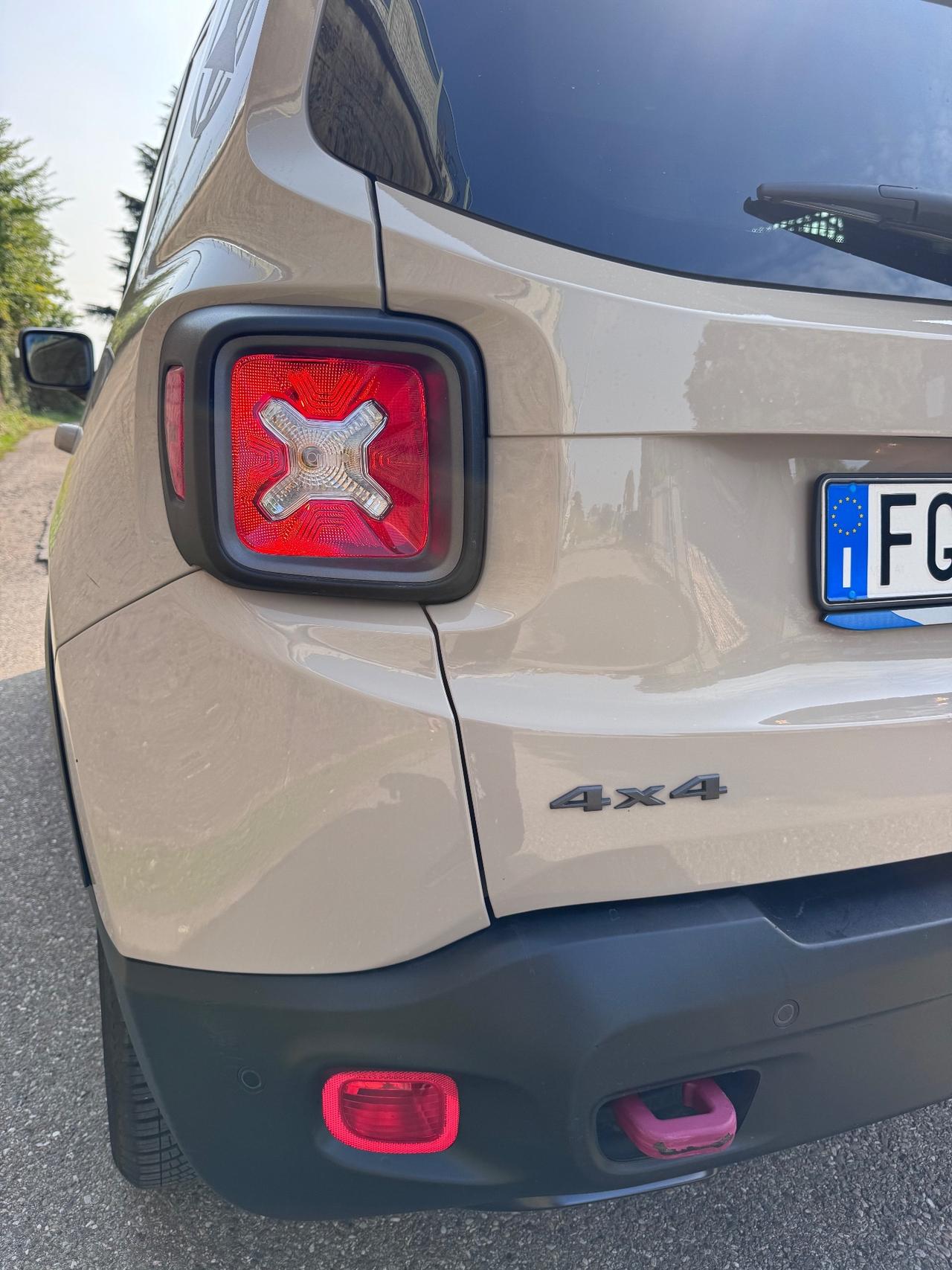 Jeep Renegade 2.0 Mjt 170CV 4WD Active Drive Low Deserthawk