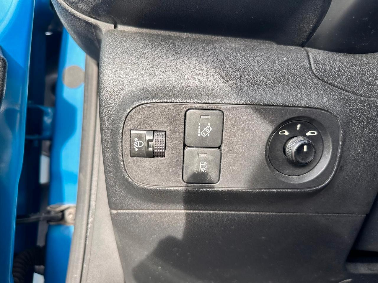 Citroen C3 PureTech 82 GPL Shine