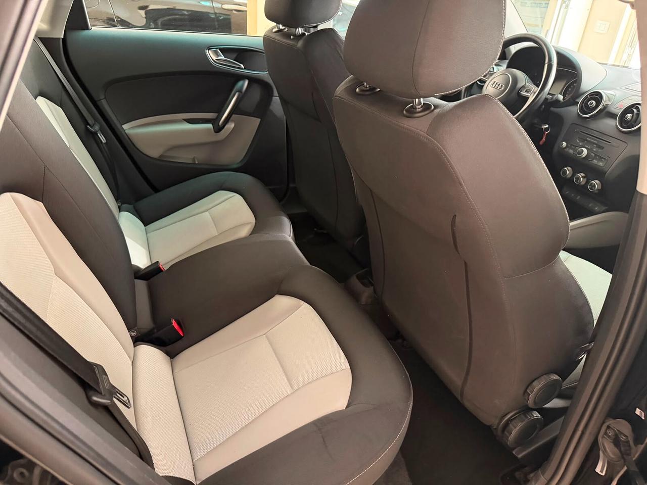 Audi A1 1.6 TDI 105 CV Attraction