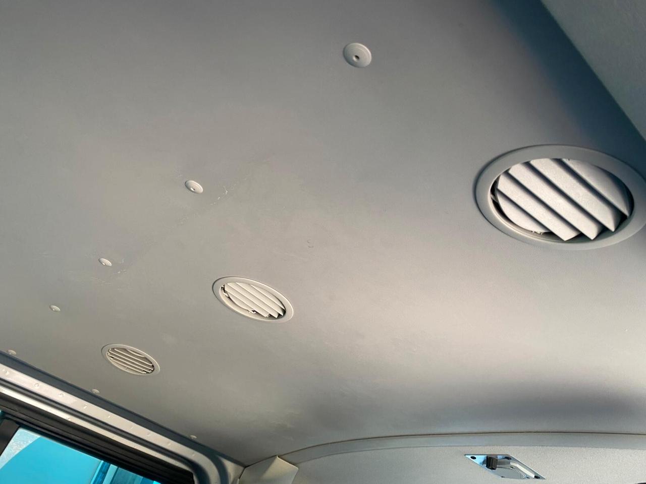 Volkswagen T5 Caravelle 7 POSTI -TAGLIANDI VW - GARANZIA
