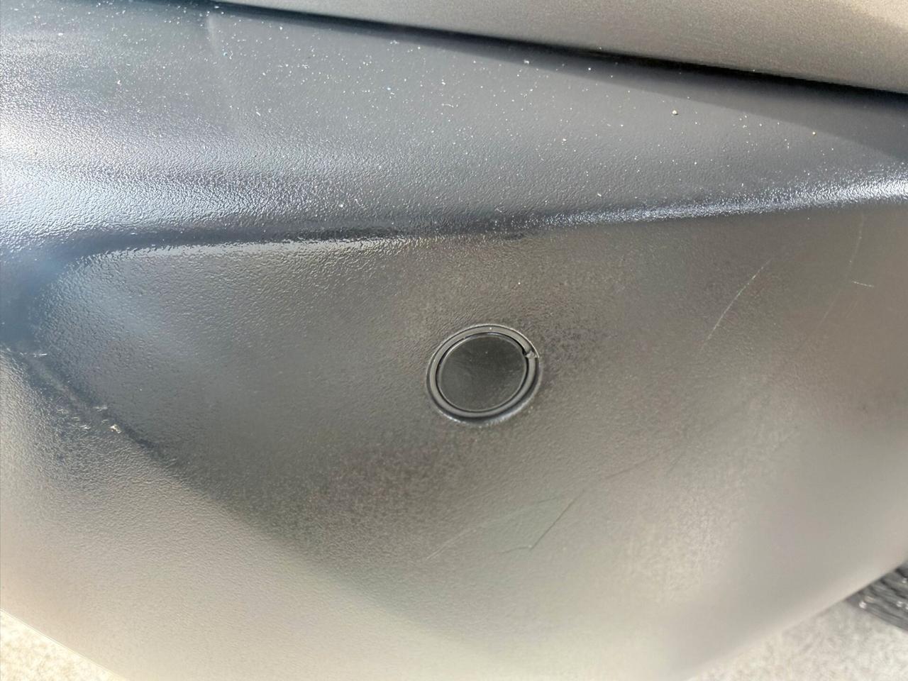 Peugeot 2008 BlueHDi 100 Black Matt