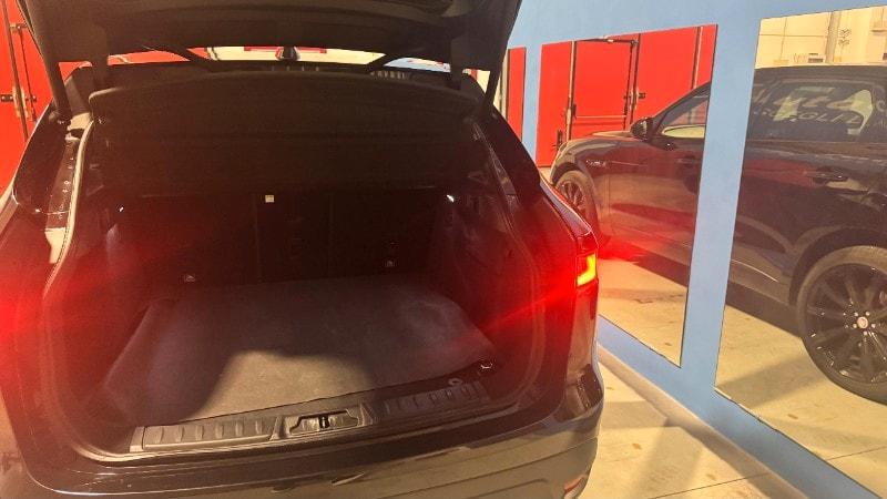 JAGUAR F-Pace (X761) F-Pace 3.0 D V6 300 ...