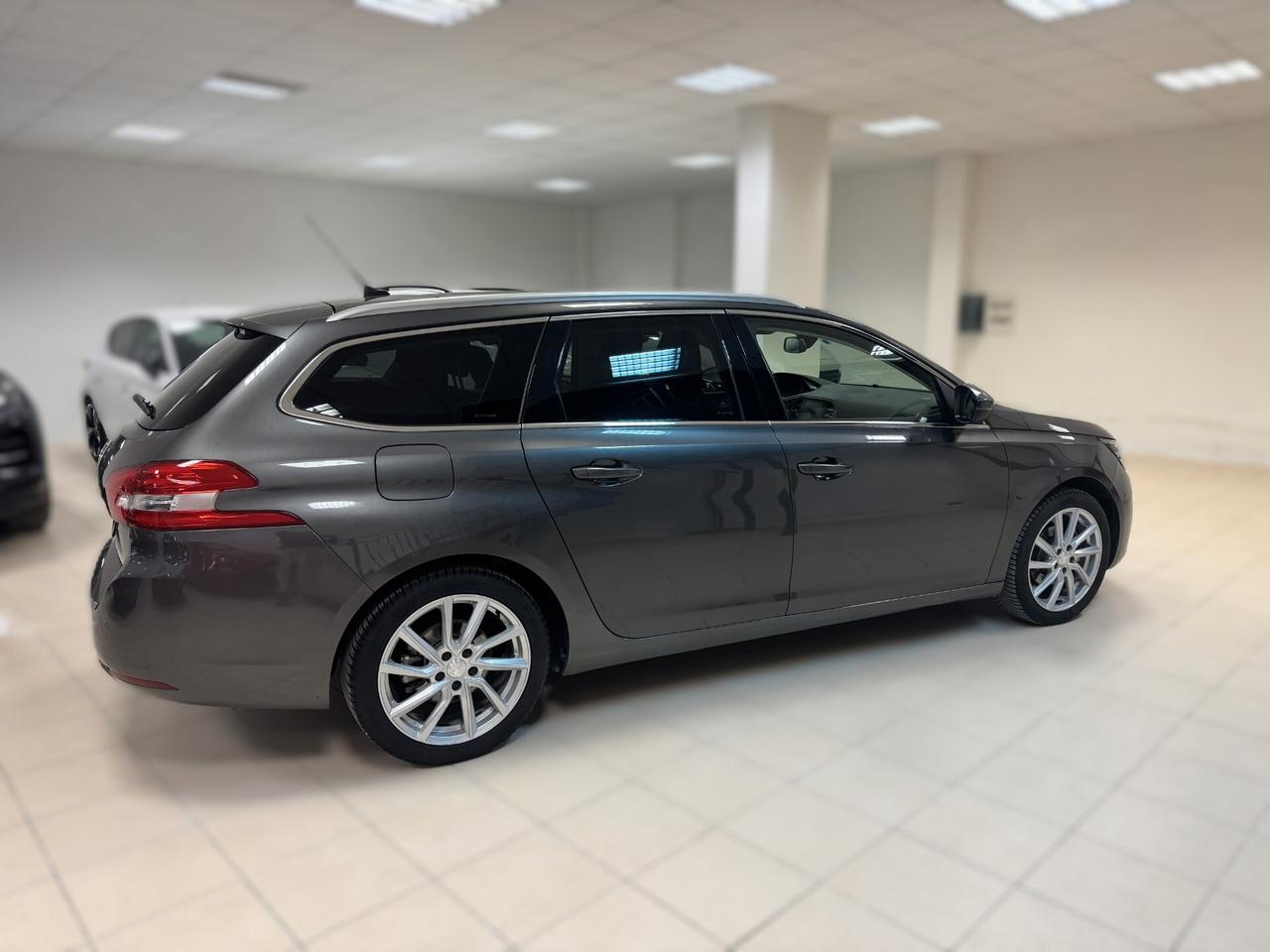 Peugeot 308 BlueHDi 130 S&S SW Allure
