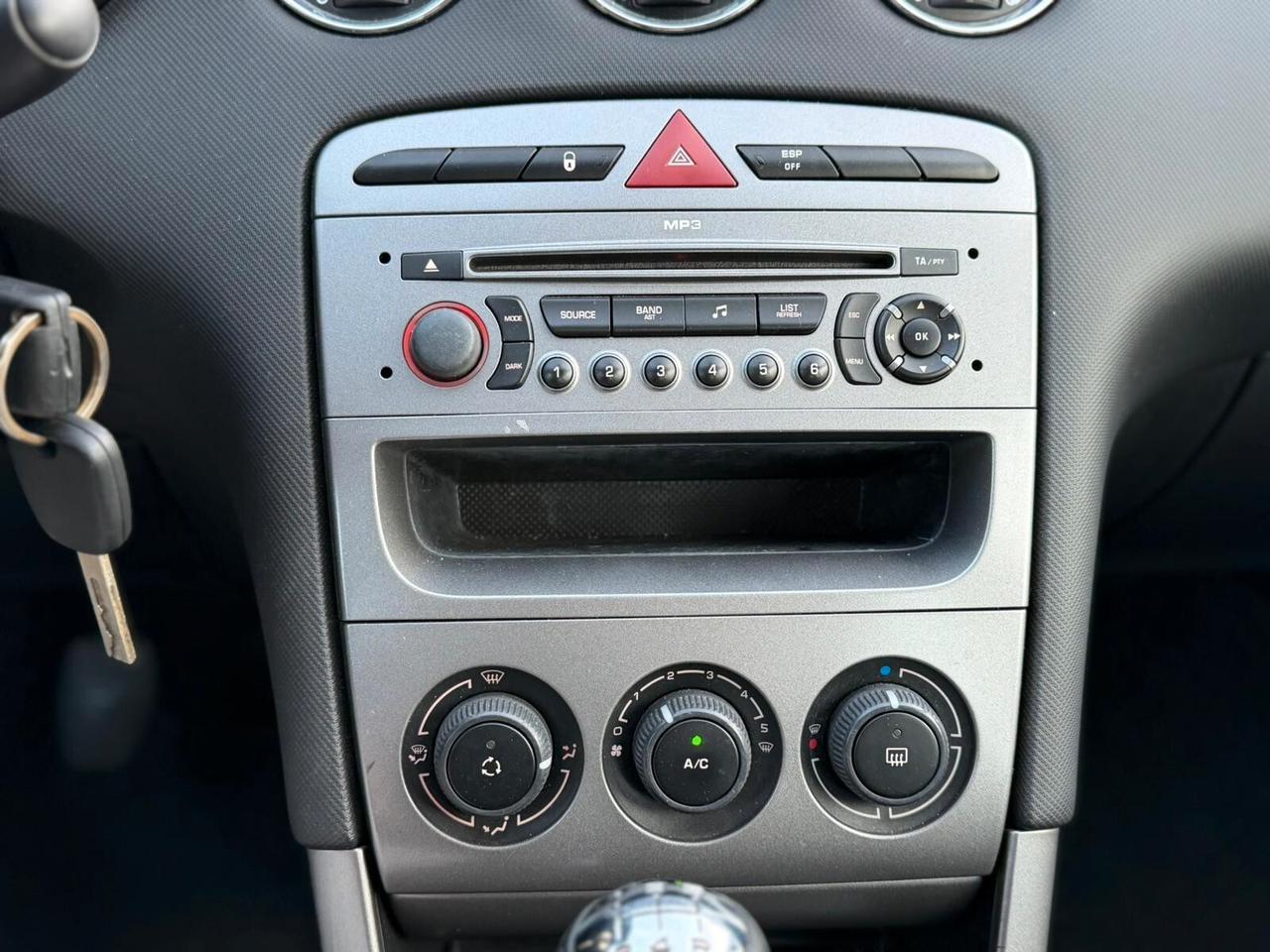 Peugeot 308 1.6 HDi 90CV 5p. Tecno