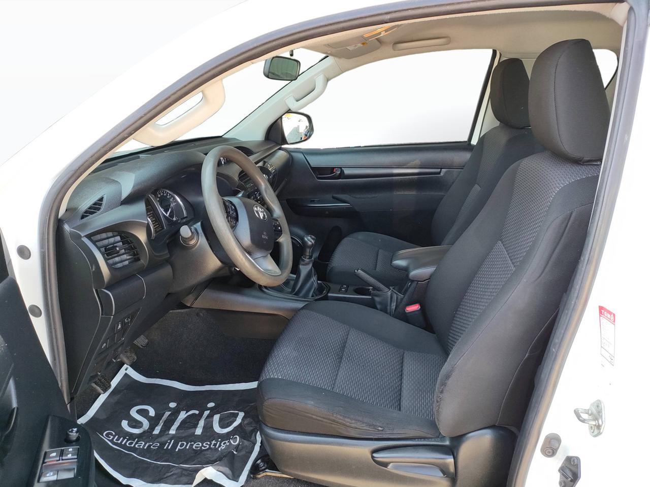 TOYOTA Hilux 2.4 d-4d C&C 4x4 Comfort