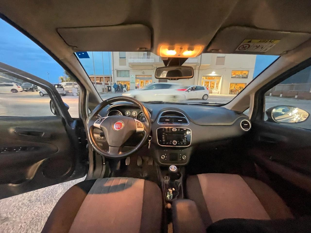 Fiat Punto 1.3 MJT II S&S 95 CV 5 porte Street