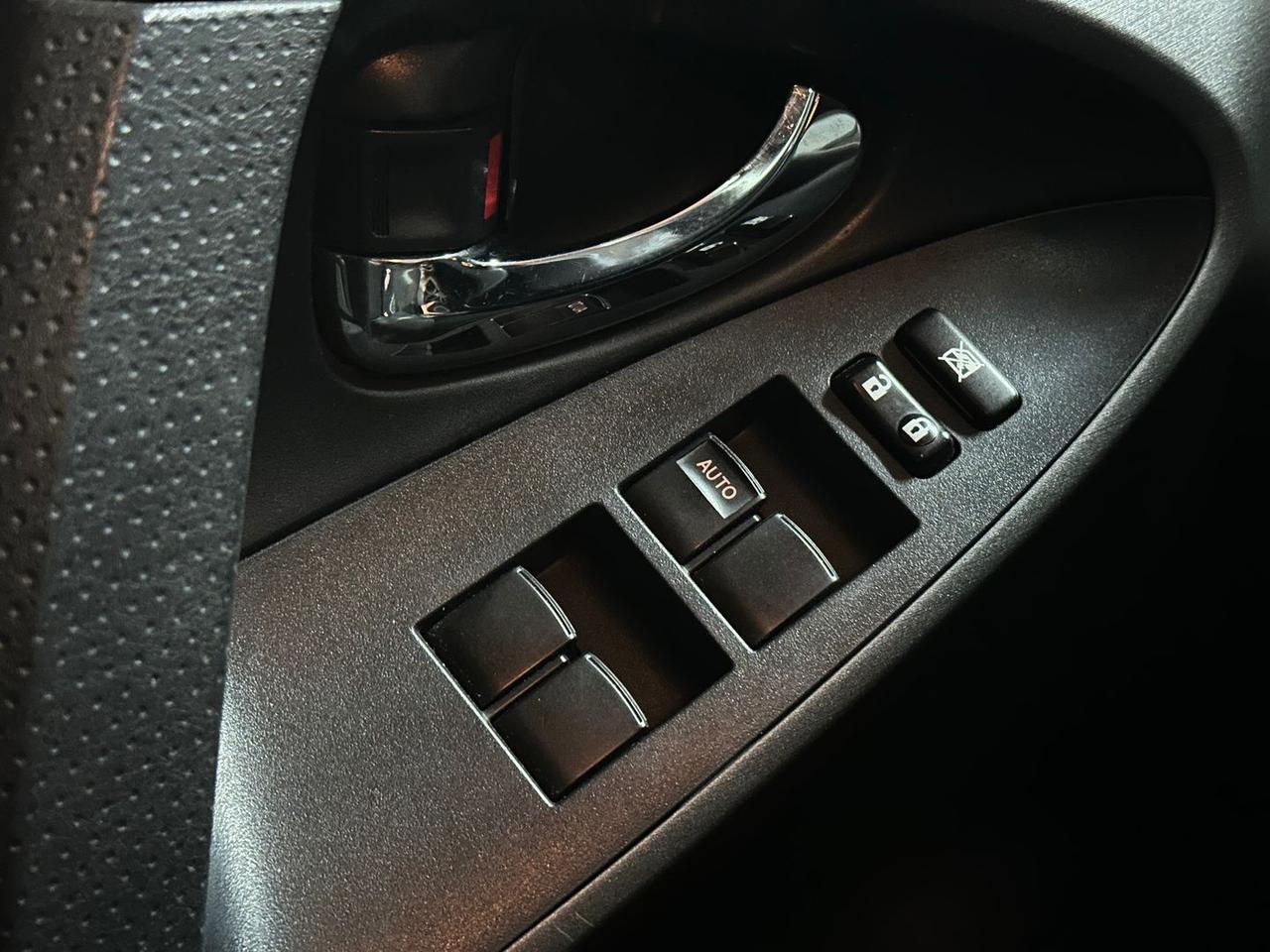 Toyota RAV 4 2.2 D-4D Exclusive #10902