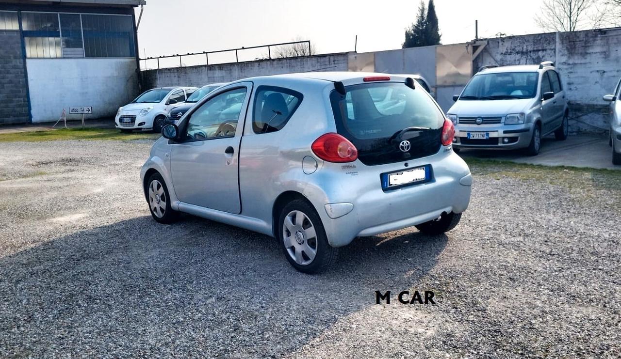 Toyota Aygo 1.0 12V VVT-i 3 porte Sol