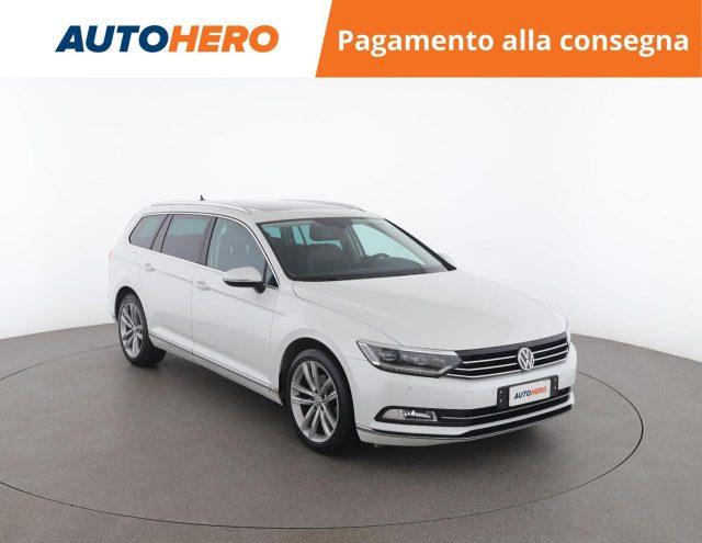 VOLKSWAGEN Passat Variant 2.0 TDI DSG Executive BlueMotion Tech.