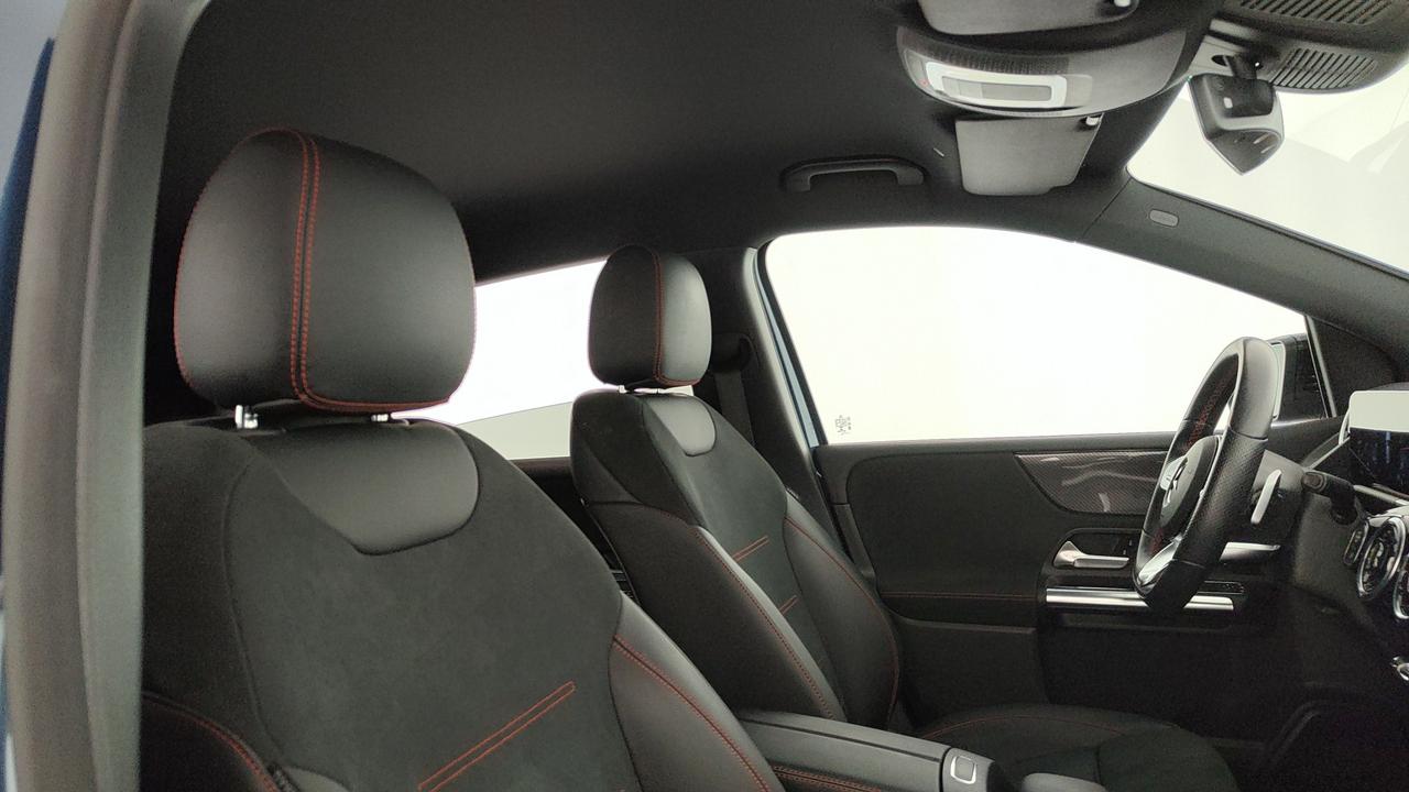 Mercedes-Benz B 180 d Premium auto